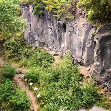 Little Eifel Break Comfortable Vacation Apartment *